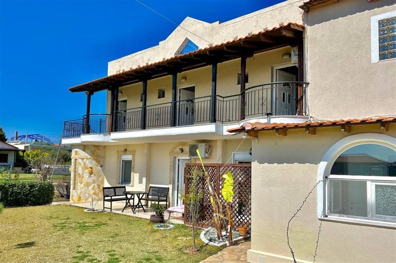 Villa Irina, Nea Potidea Kassandra Beach Exterior foto