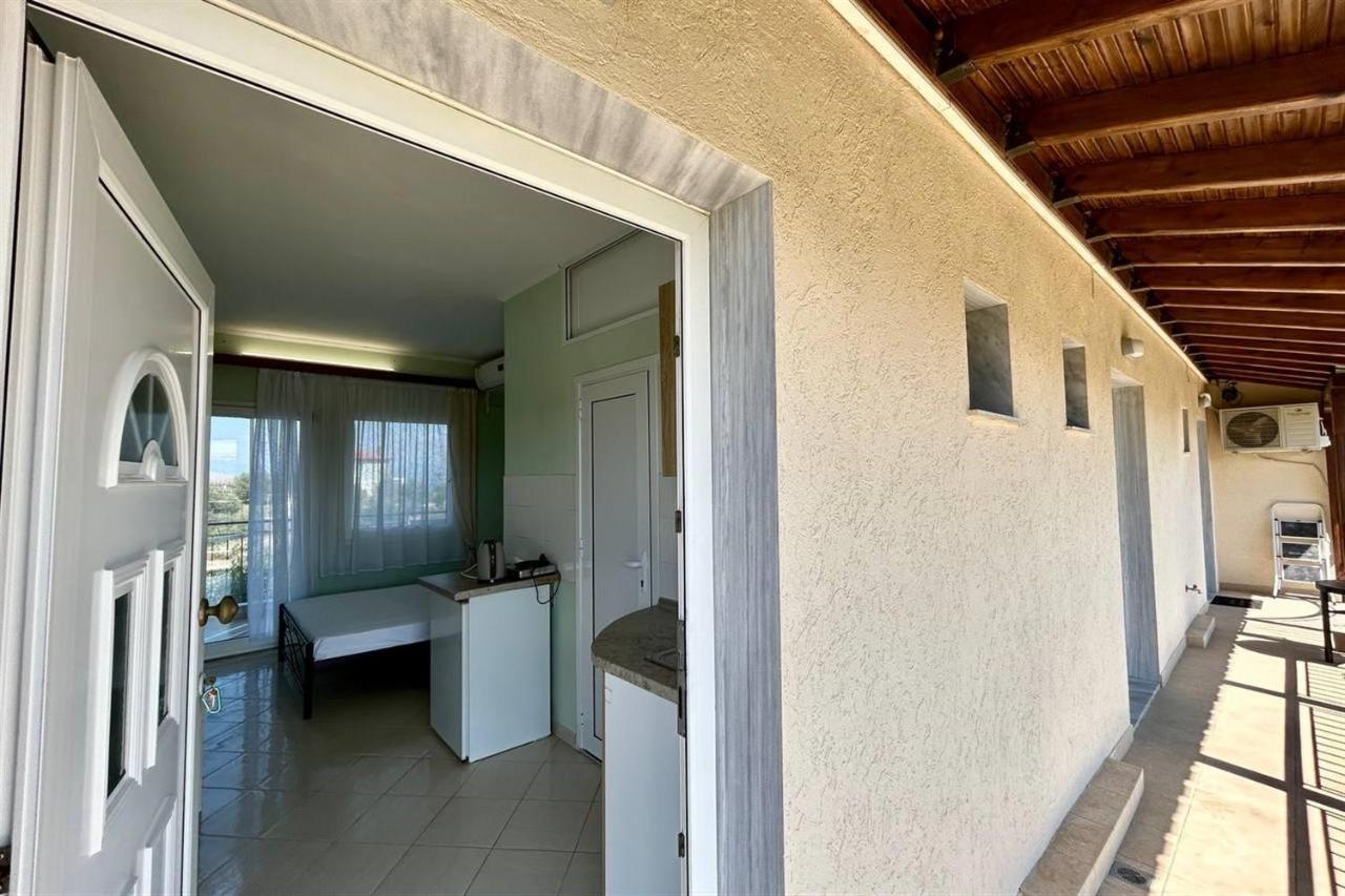Villa Irina, Nea Potidea Kassandra Beach Exterior foto