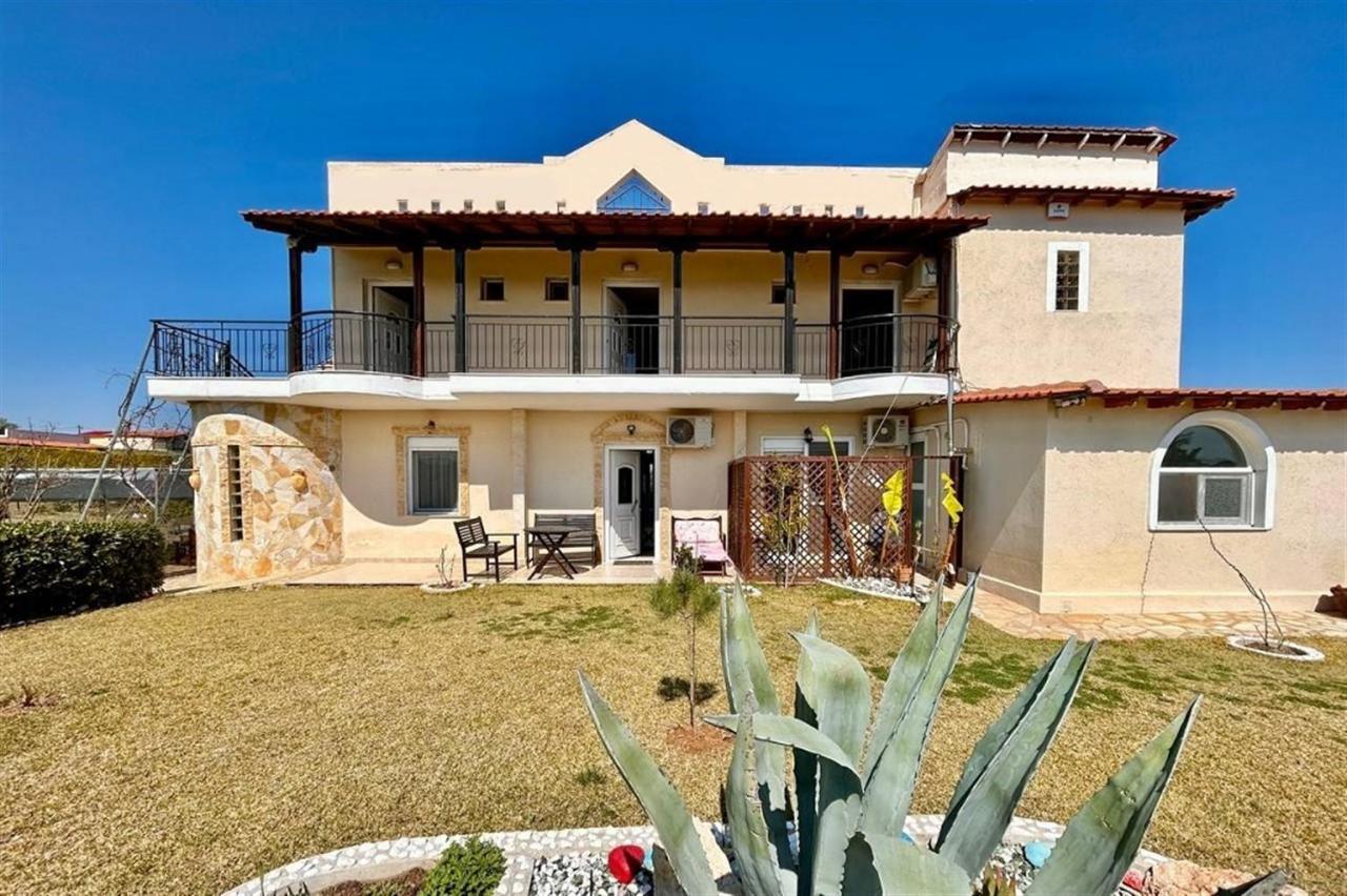 Villa Irina, Nea Potidea Kassandra Beach Exterior foto