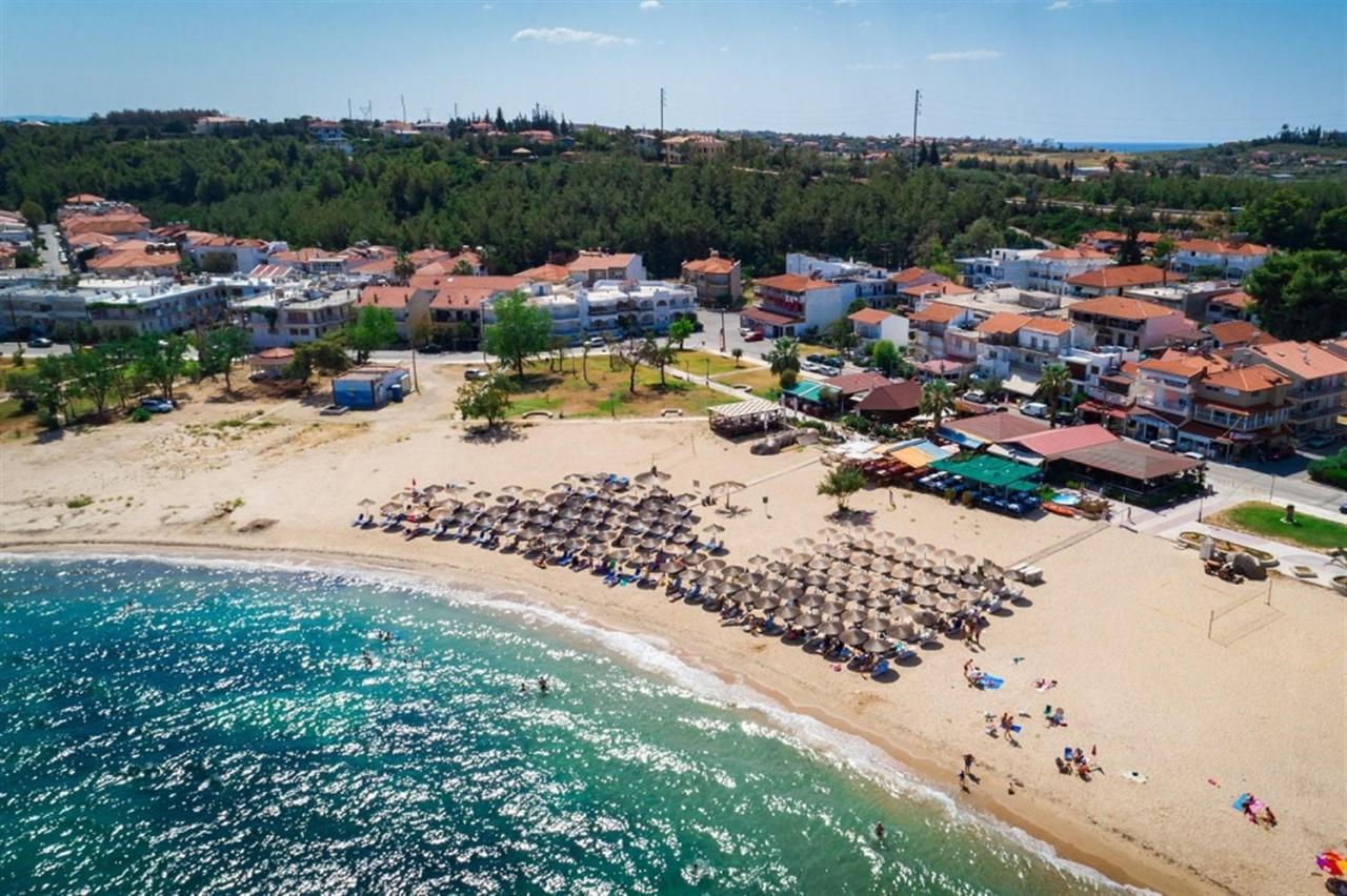 Villa Irina, Nea Potidea Kassandra Beach Exterior foto