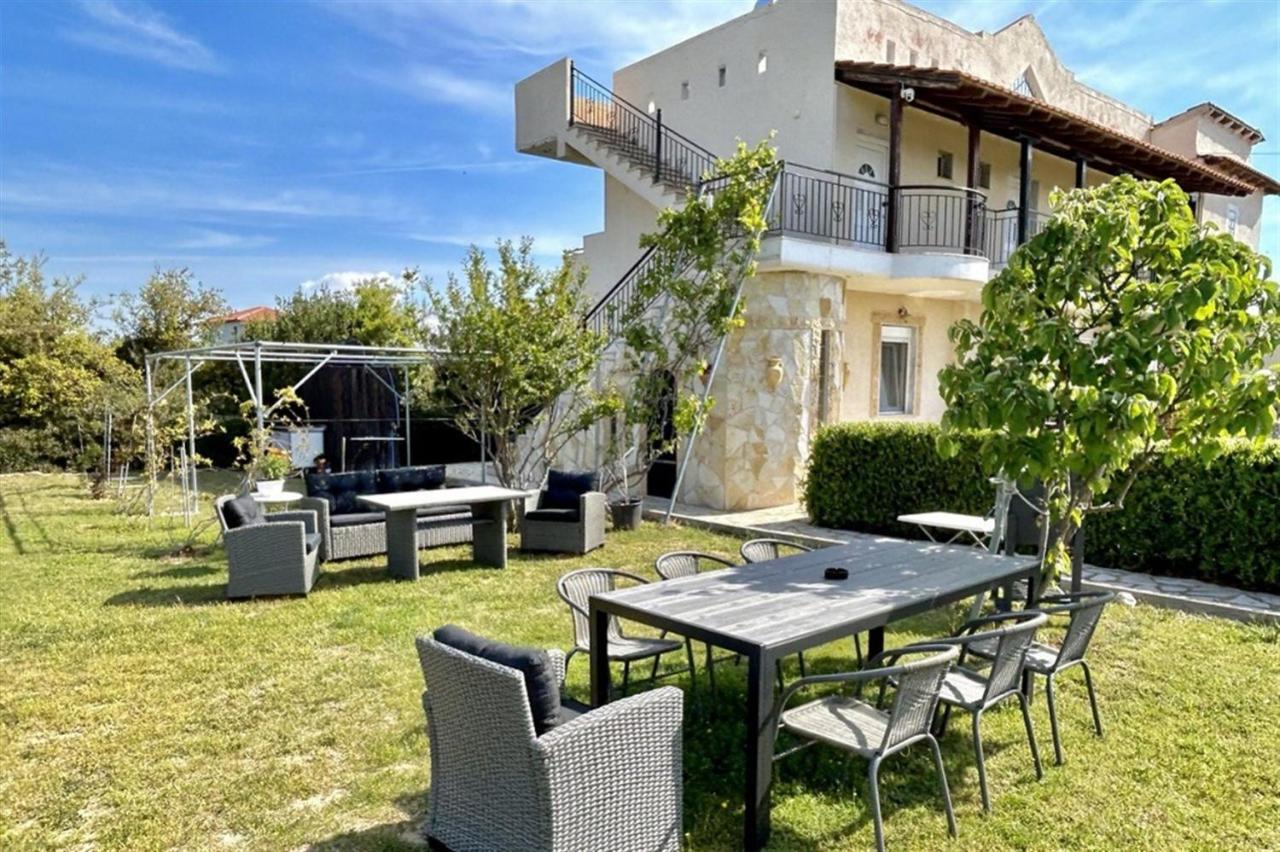 Villa Irina, Nea Potidea Kassandra Beach Exterior foto